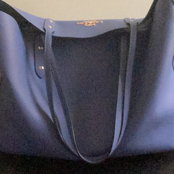 Coach tote - Picture 2 of 2